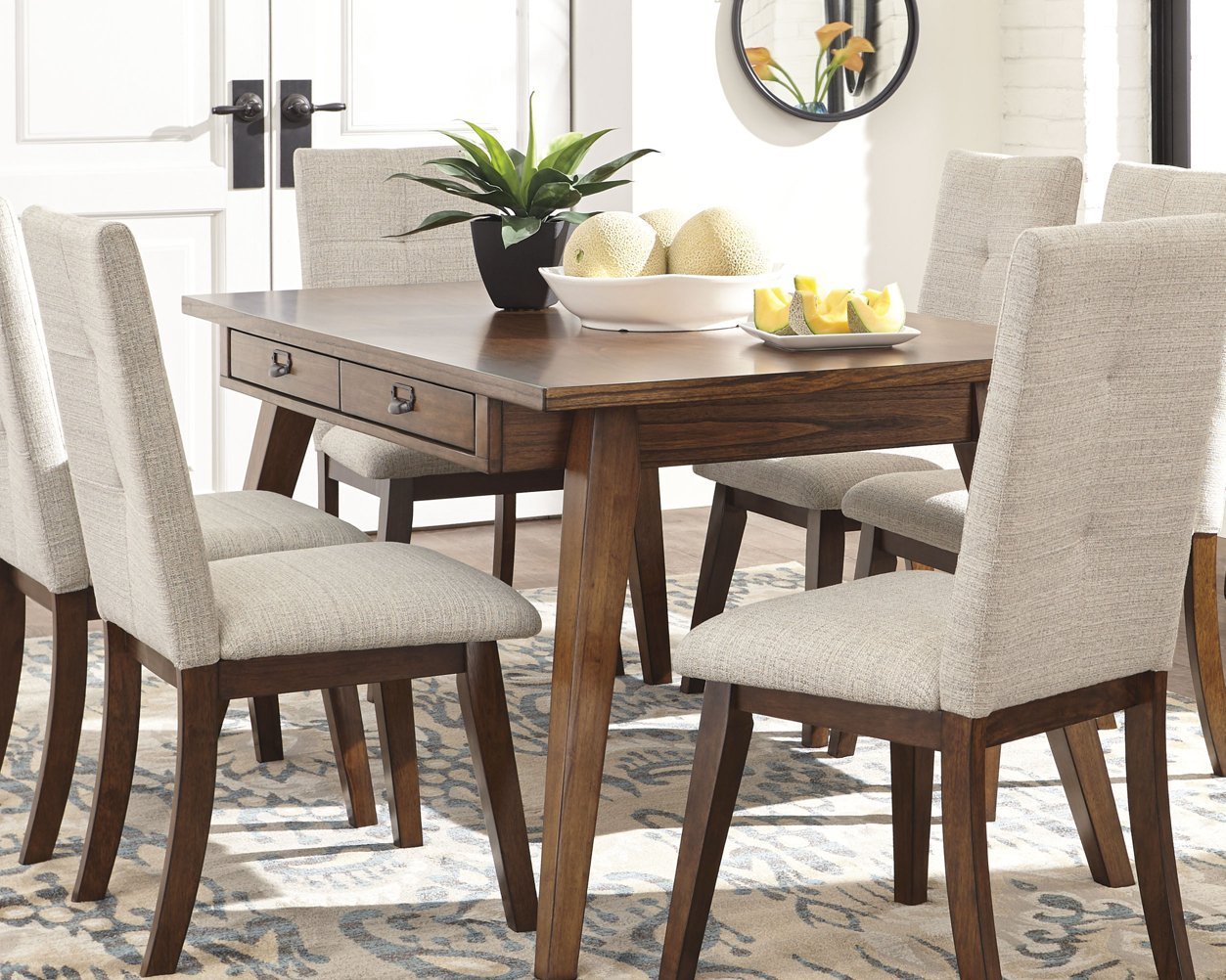 Popular Ashley Centiar Table