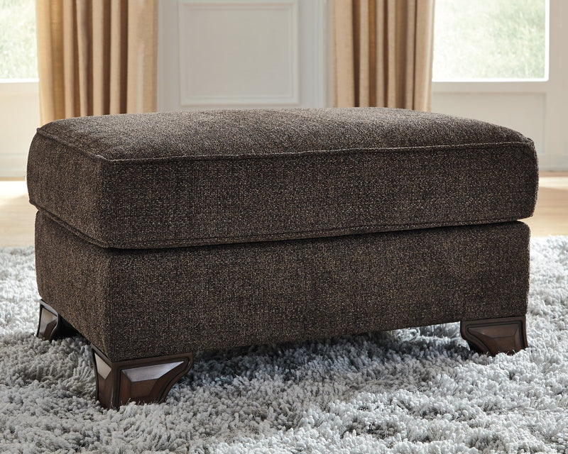 Miltonwood Benchcraft Ottoman image