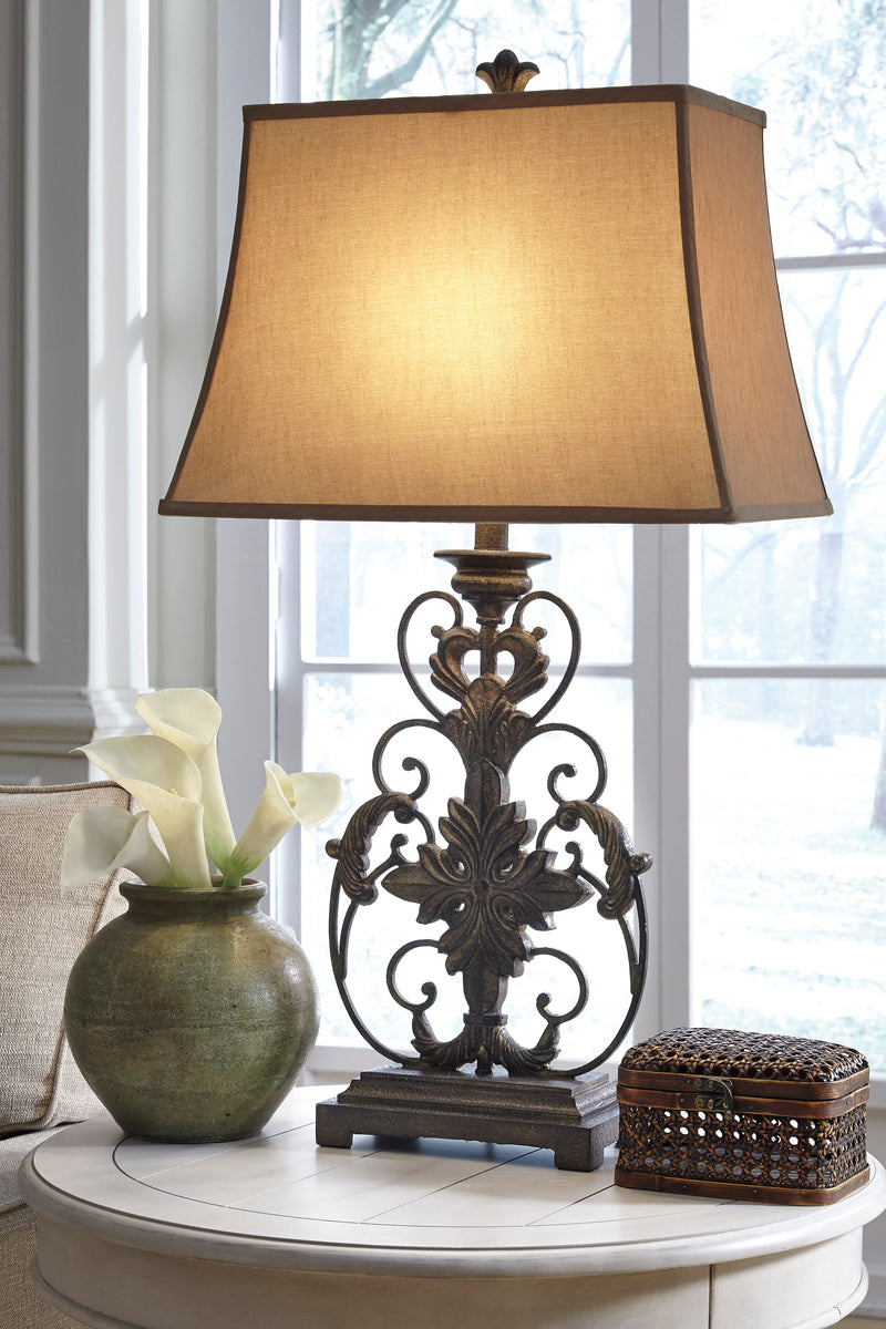 Sallee Table Lamp - Dream Furniture Outlet