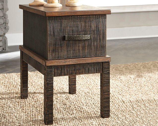 Stanah Signature Design by Ashley End Table Chair Side image