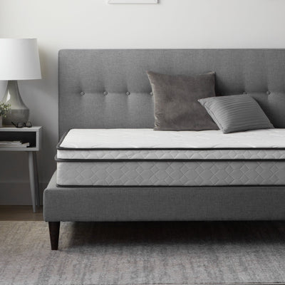 Weekender 8" Hybrid Plush Mattress